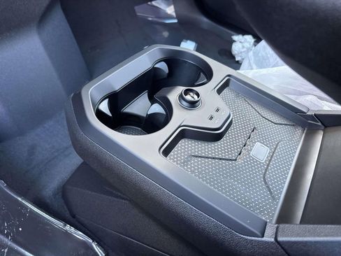 New 2026 BMW iX xDrive60 w/ M Sport Package image 18