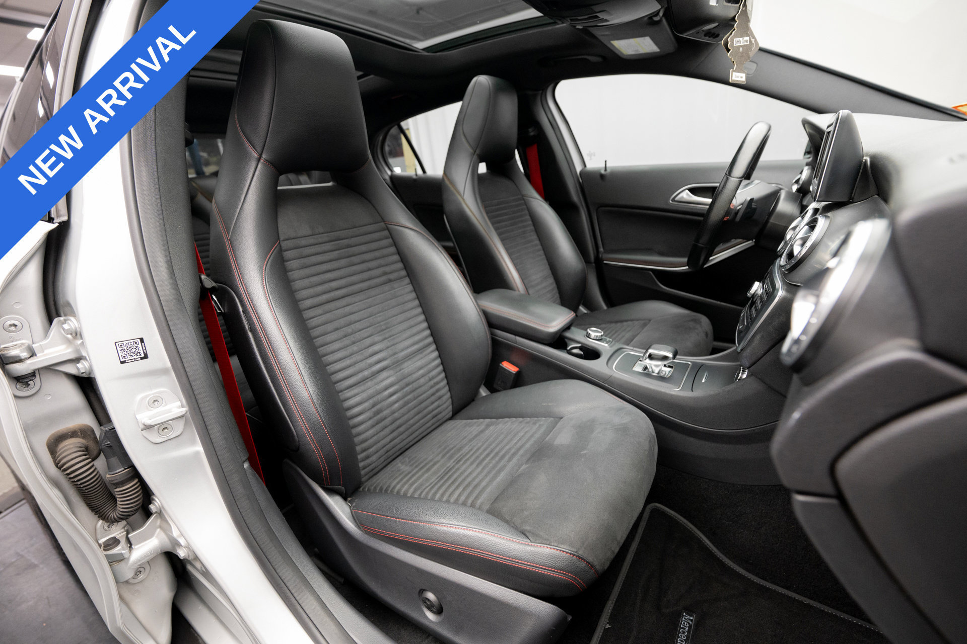 Used 2015 Mercedes-Benz GLA 45 AMG 4MATIC image 15