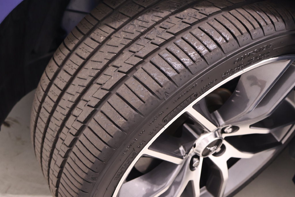 Used 2014 Ford Mustang GT Premium RWD image 37