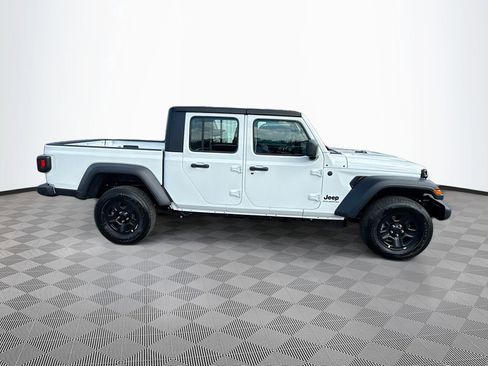 New 2026 Jeep Gladiator Sport image 4
