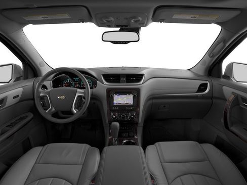 Used 2017 Chevrolet Traverse Premier FWD image 5