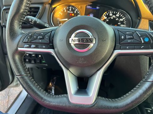Used 2020 Nissan Rogue SL image 43
