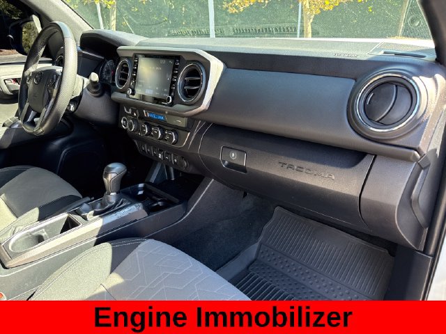 Used 2023 Toyota Tacoma TRD Off-Road w/ Technology Package AWD/4WD image 27