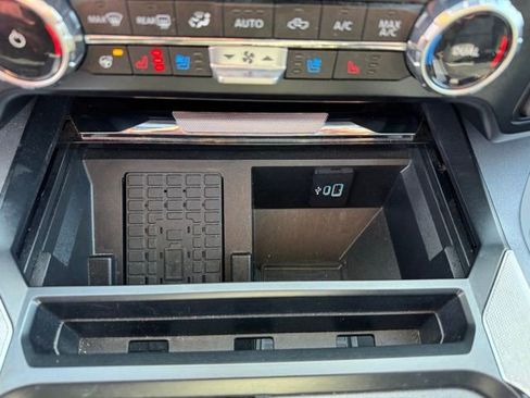 Used 2024 Ford F350 Lariat w/ Lariat Ultimate Package image 35