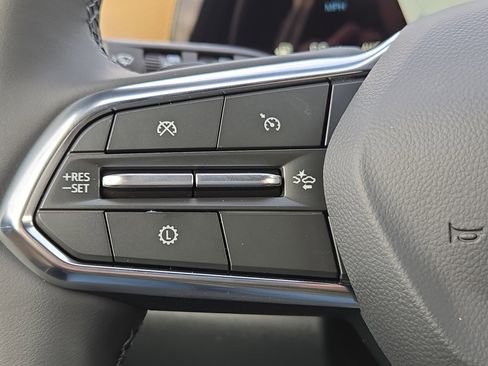 New 2026 Chevrolet Equinox ACTIV w/ Convenience Package III image 25