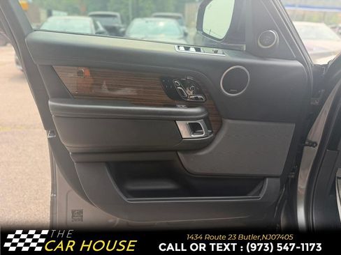 Used 2018 Land Rover Range Rover HSE AWD/4WD image 13