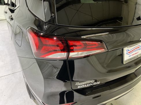 Used 2022 Chevrolet Equinox LT image 10