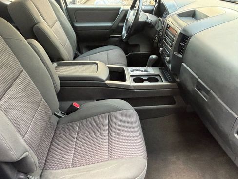 Used 2011 Nissan Titan SV w/ SV Value Truck Pkg image 19