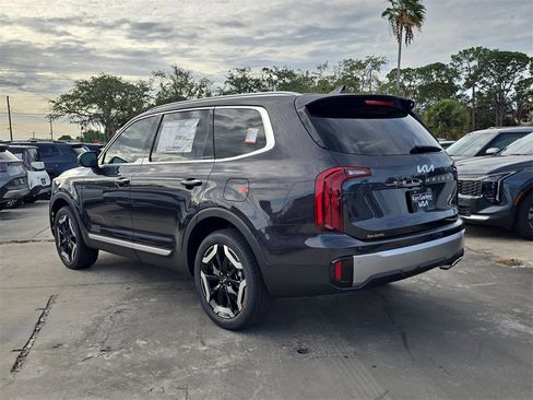 New 2025 Kia Telluride S image 6