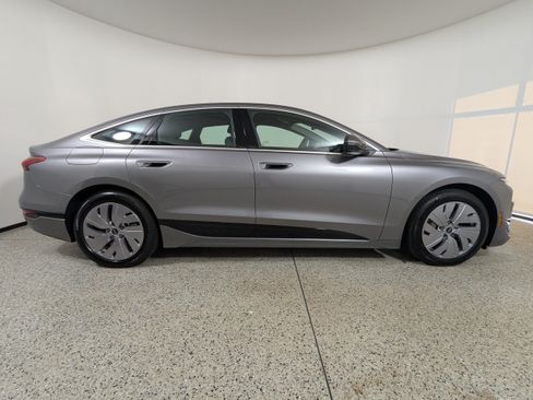 Certified 2025 Audi A6 e-tron Premium w/ Ultra Package AWD/4WD image 7