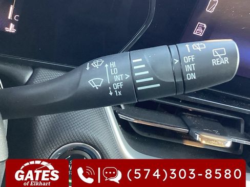 Used 2025 Chevrolet TrailBlazer LT AWD/4WD image 24