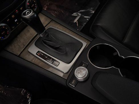 Used 2010 Mercedes-Benz C 63 AMG Sedan image 11