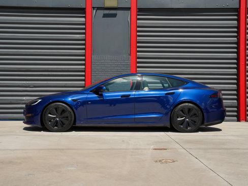 Used 2022 Tesla Model S AWD/4WD image 9