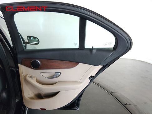 Used 2021 Mercedes-Benz C 300 4MATIC Sedan image 40