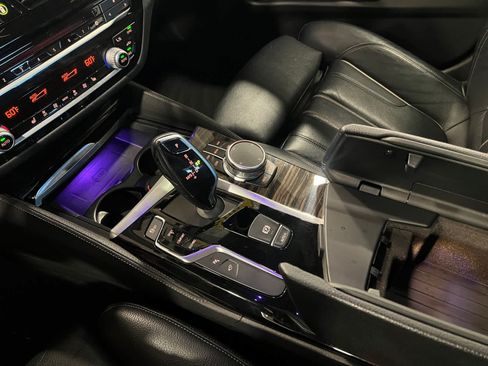 Used 2018 BMW 540i xDrive AWD/4WD image 16
