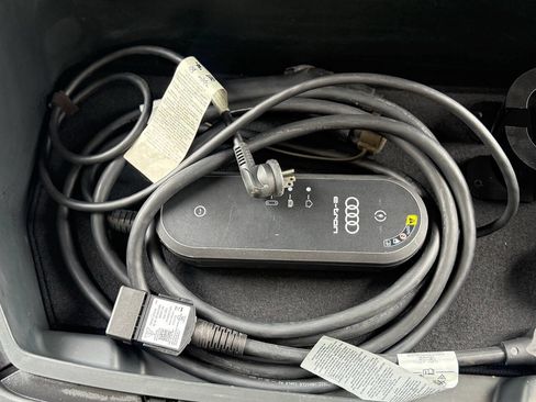 Used 2019 Audi e-tron Premium Plus image 83