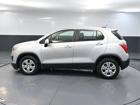 Used 2016 Chevrolet Trax LS image 8