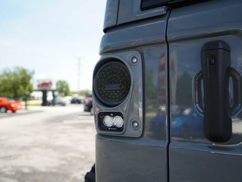 Used 2021 Jeep Wrangler Unlimited Rubicon AWD/4WD image 35