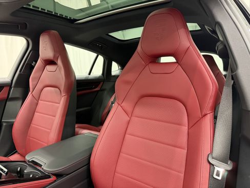 New 2026 Porsche Panamera 4 image 5