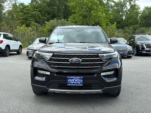 Used 2021 Ford Explorer XLT w/ Equipment Group 202A AWD/4WD image 3