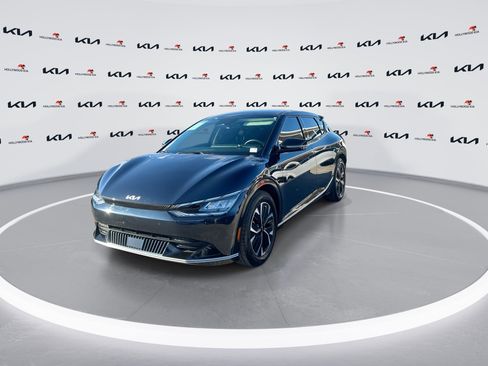 Used 2024 Kia EV6 Wind image 4