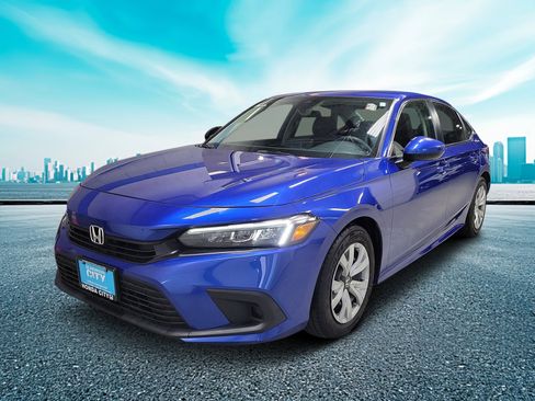 Used 2023 Honda Civic LX image 2