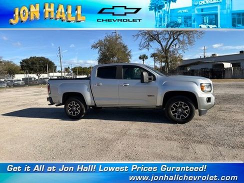 Used 2017 GMC Canyon SLE w/ All Terrain Package image 18