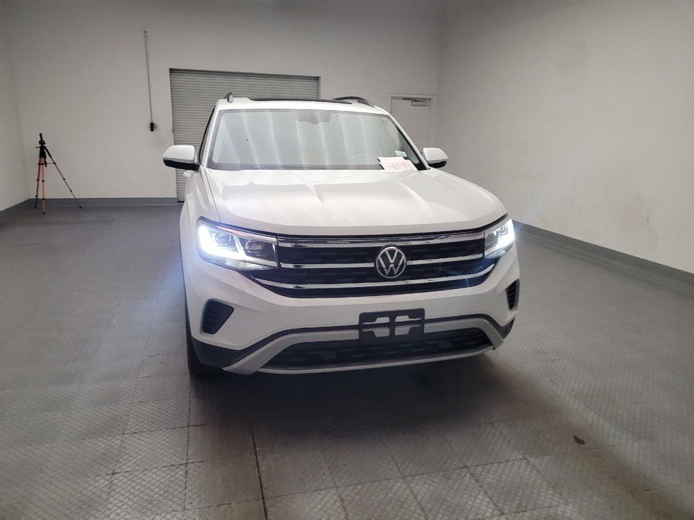 Used 2023 Volkswagen Atlas SE w/ Panoramic Sunroof Package FWD image 14