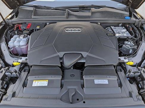 New 2026 Audi Q7 3.0T Premium Plus w/ Premium Plus Package AWD/4WD image 16