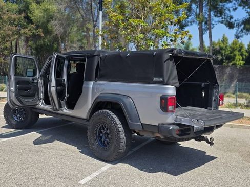 Used 2020 Jeep Gladiator Sport w/ Quick Order Package 24S AWD/4WD image 54