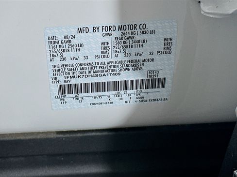 Used 2025 Ford Explorer Active w/ Active Comfort Package RWD image 12
