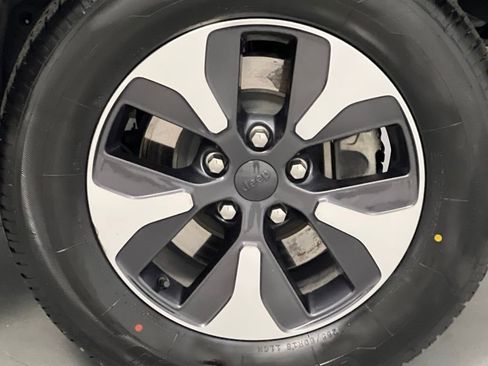 Used 2023 Jeep Grand Cherokee 4WD 4xe image 69