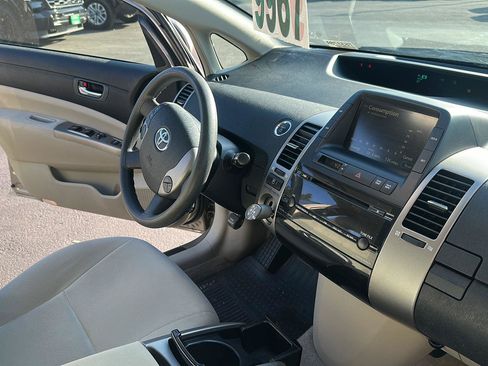 Used 2008 Toyota Prius w/ Pkg 2 FWD image 8