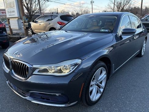 Used 2016 BMW 750i xDrive image 1