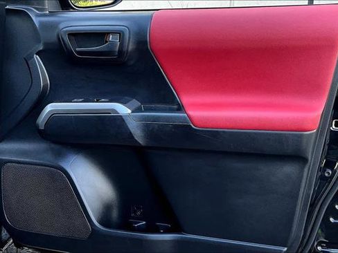 Certified 2021 Toyota Tacoma SR5 image 22