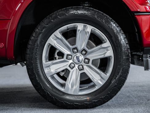 Used 2018 Ford F150 Platinum w/ Equipment Group 701A Luxury image 27