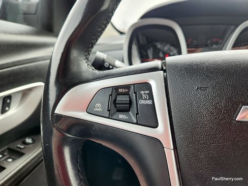 Used 2017 Chevrolet Equinox LT image 36