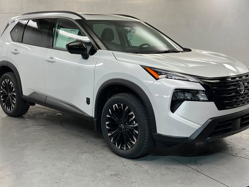 New 2026 Nissan Rogue SV image 7
