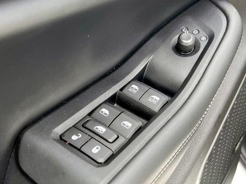 Used 2022 Jeep Grand Cherokee Limited 4xe image 17