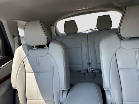 Used 2018 Acura MDX SH-AWD w/ Advance Package image 19