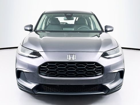 Used 2025 Honda HR-V LX image 2