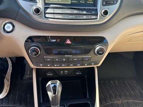 Used 2017 Hyundai Tucson Limited w/ Limited Ultimate Package 03 AWD/4WD image 7