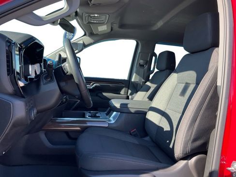 Used 2025 Chevrolet Silverado 2500 LT image 22