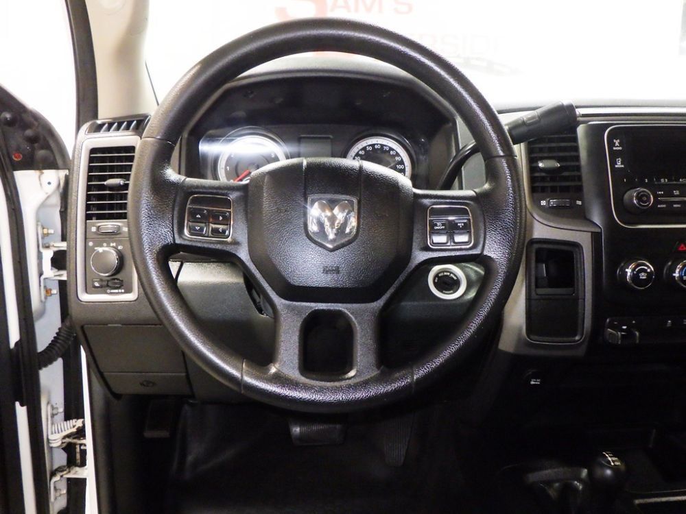 Used 2015 RAM 3500 Tradesman w/ Chrome Appearance Group AWD/4WD image 8