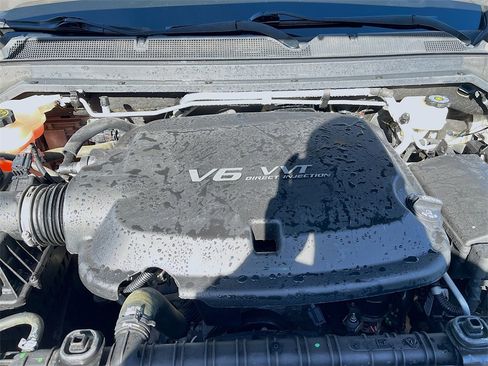 Used 2022 Chevrolet Colorado Z71 w/ LPO, Tonneau and Step Package image 29