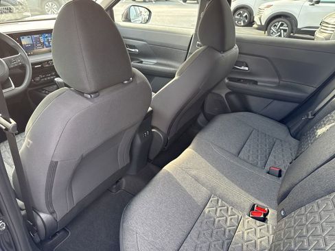 New 2026 Nissan Kicks SV image 13
