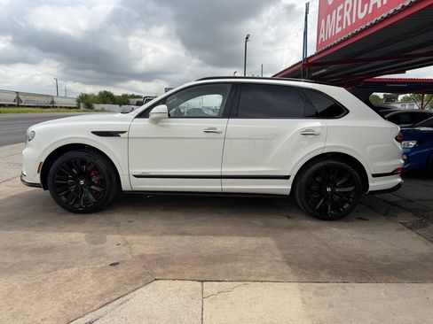 Used 2021 Bentley Bentayga Speed AWD/4WD image 2