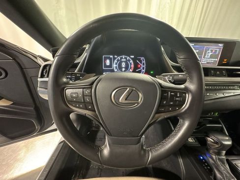 Used 2019 Lexus ES 350 w/ Premium Package image 23