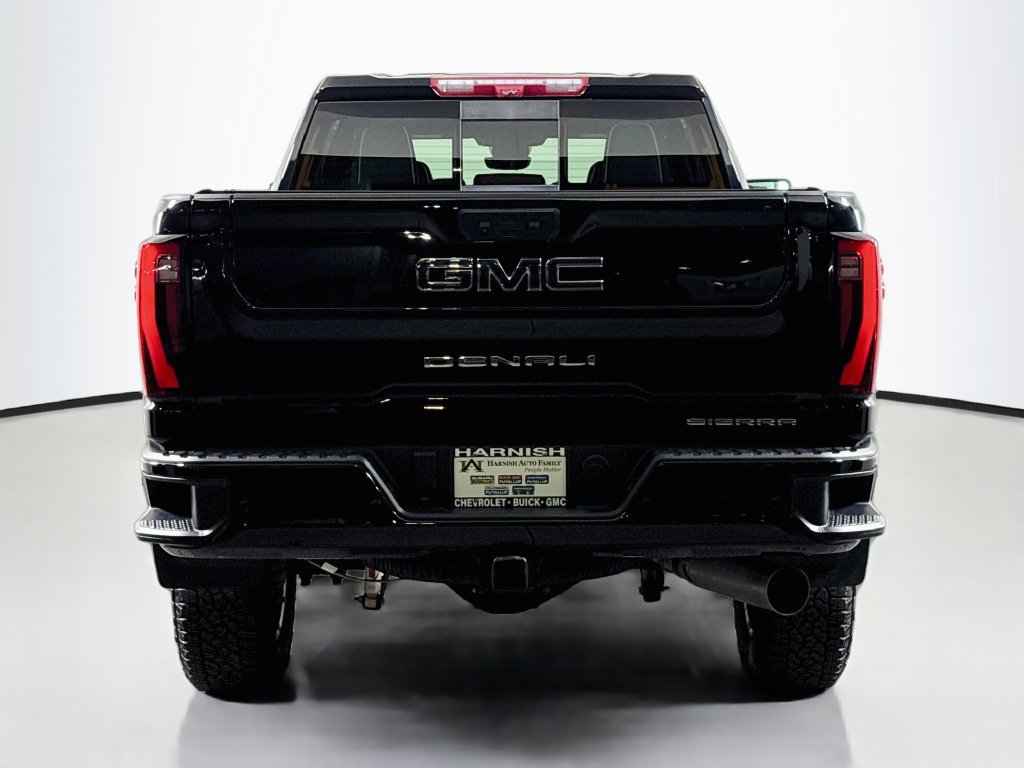 Certified 2025 GMC Sierra 3500 Denali Ultimate AWD/4WD image 6