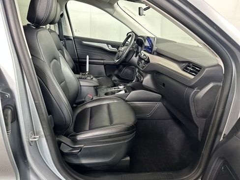 Used 2022 Ford Escape SEL w/ Class II Trailer Tow Package image 28